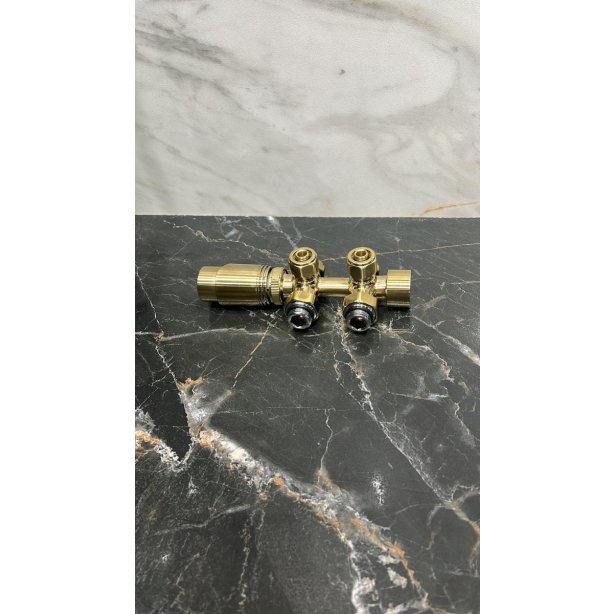 Gouden radiator aansluitset Haaks voor radiatoren met onder aansluiting t.b.v 16 mm buis